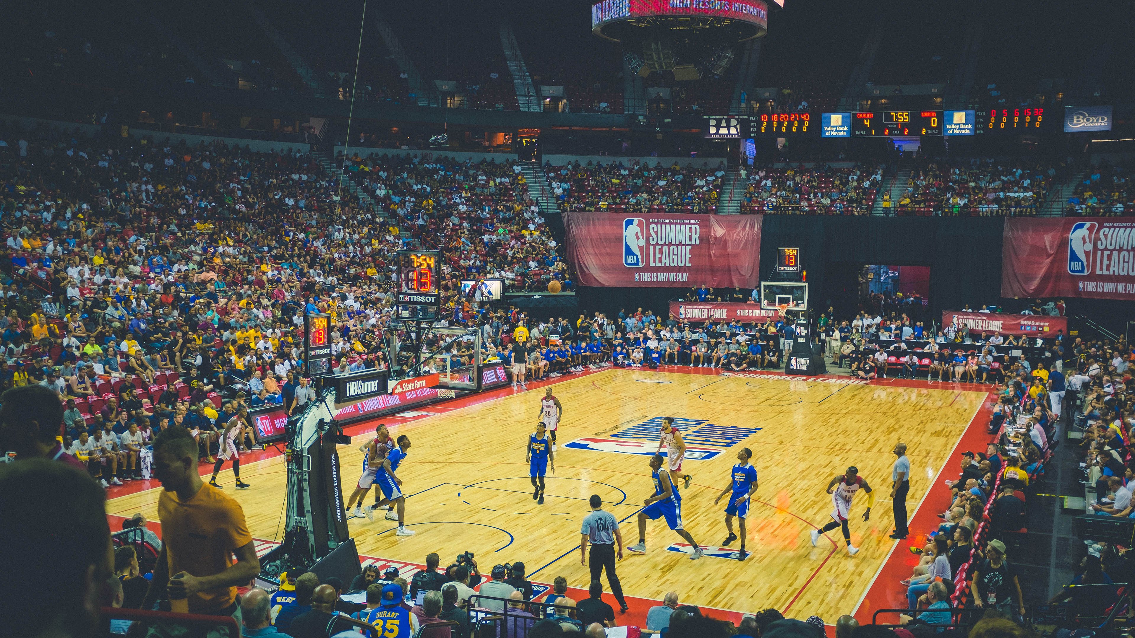 基层教练待遇是否影响人才储备质量，教练员条件