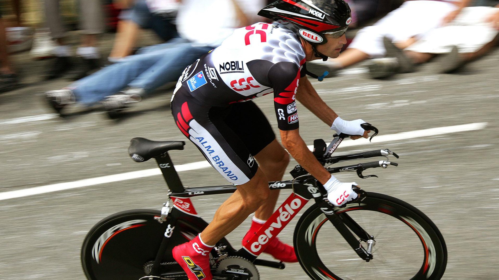 球场幕后：场馆、设备与赛事组织背后的故事，球场各个位置以及职务