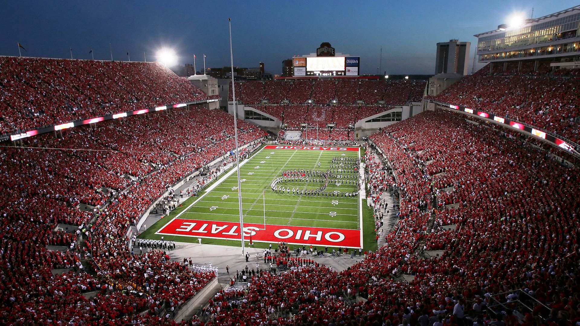 马刺设立“战术工坊”，邀请球迷参与模拟执教，马刺经典战术